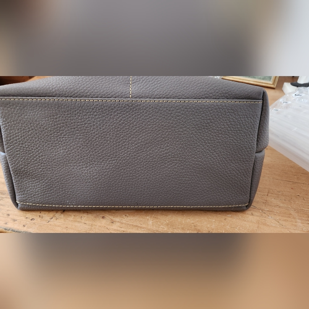 Dooney & Bourke Hobo Elephant Pebble Leather And Matching Wallet - Picture 3 of 7